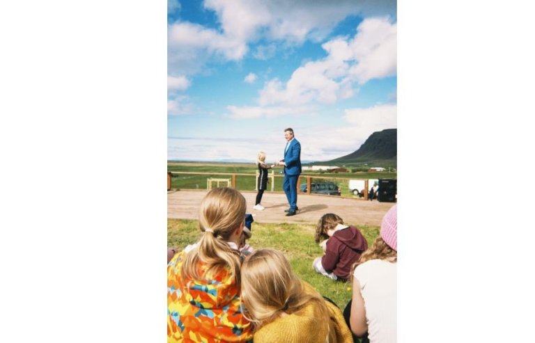 Einar Mikael töframaður sýndi ýmis brögð